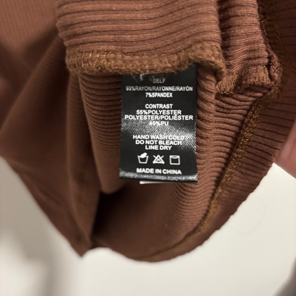 Brown Ruffle Sleeve Women's Top - Picture 4 of 4